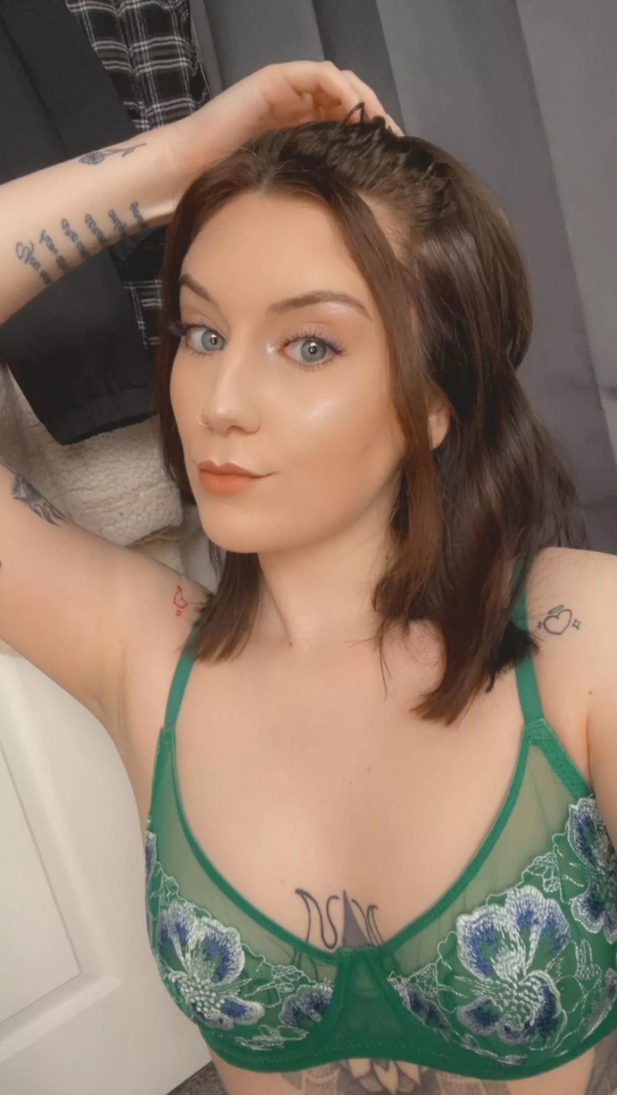 Let me help with those Monday blues 🤭