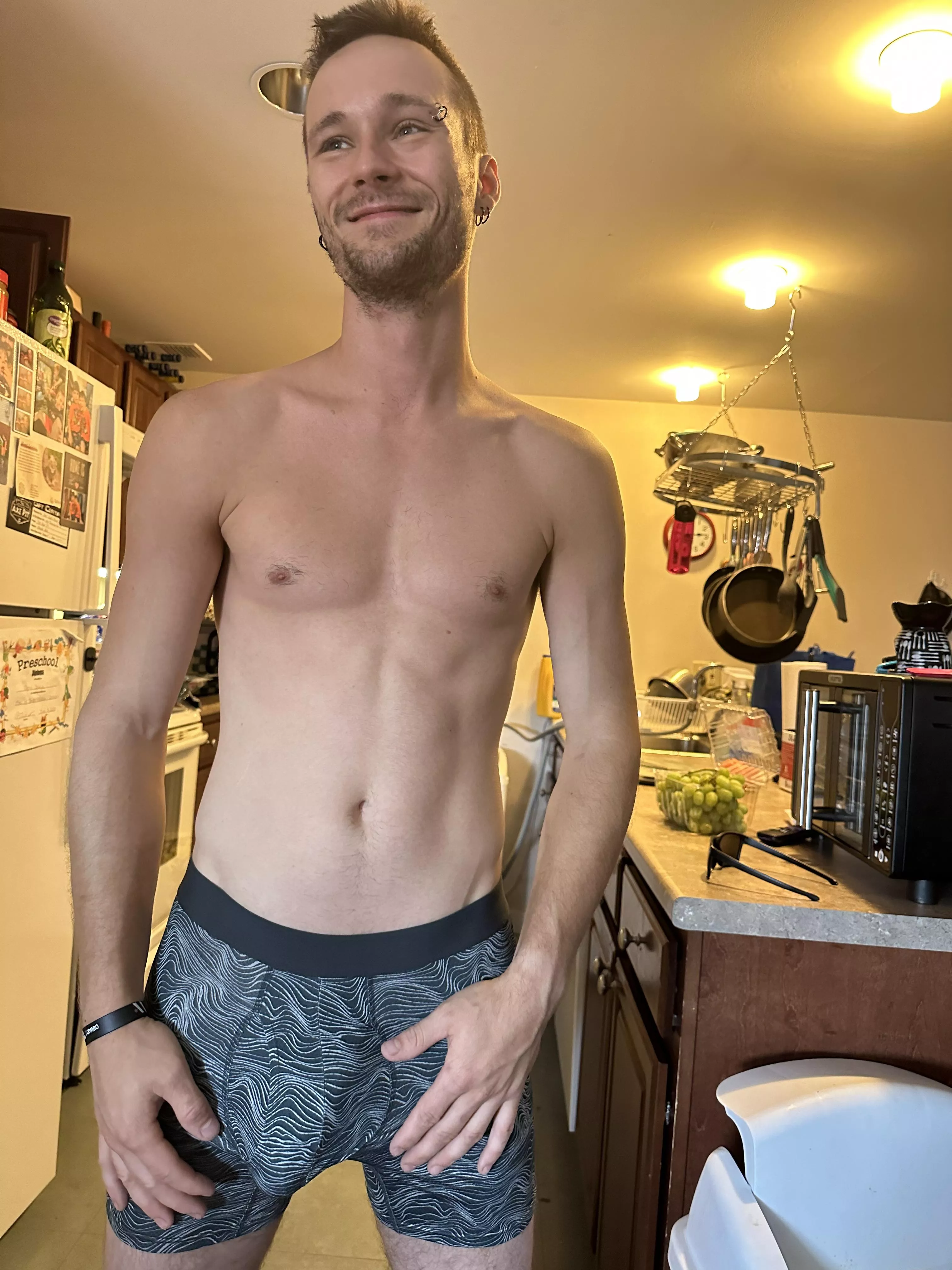 Let me help you in the kitchen,