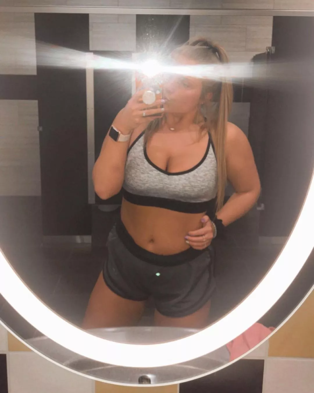 Mirror Selfie at the Gym