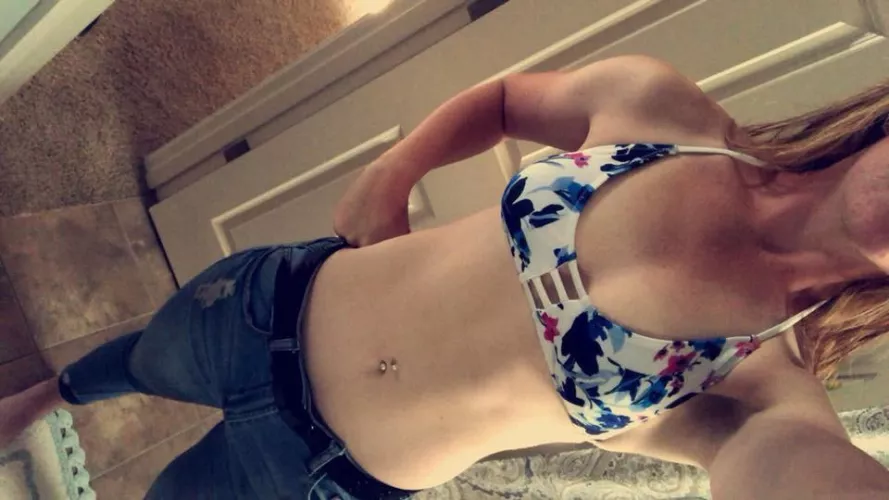 Rip it off and use me all you want to boys 😍