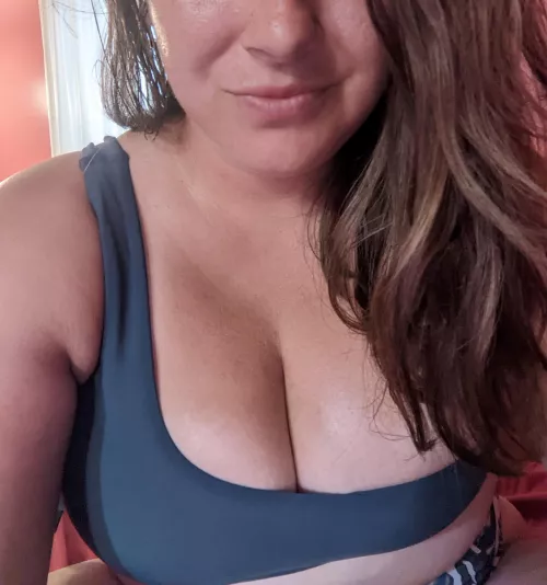 Someone come swimming with me please!