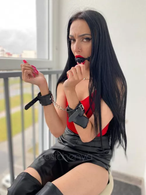 Woke up in someone else's flat, gagged and handcuffed