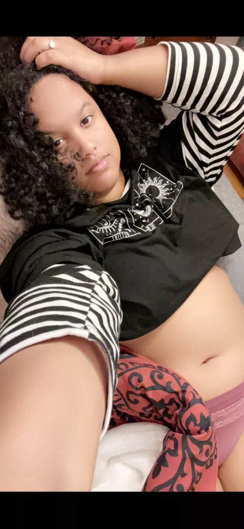 Would you cuddle with me?🥰