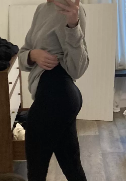 Yoga pants, perky fat ass