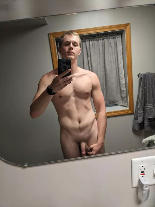 22M Northern/Central IL looking for second hotwife experience