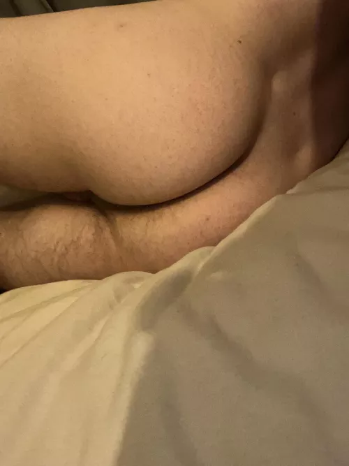 Cheeks in need of clapping