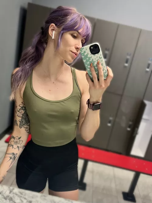 Cum to the gym with me
