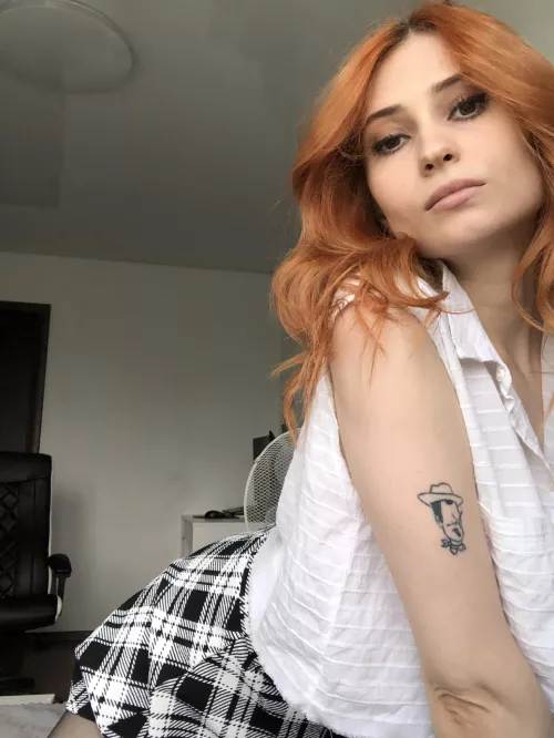 Daddy, I got a tattoo without your permission, you won't punish me, will you