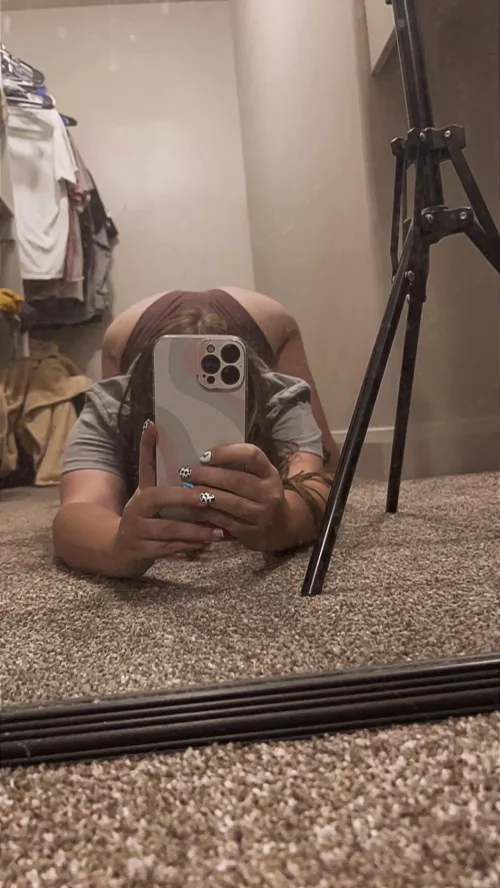 Do you like this position daddy 🥵