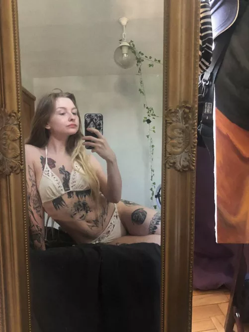 during the holidays, it's time to swim in the sea. will you come with me?^^