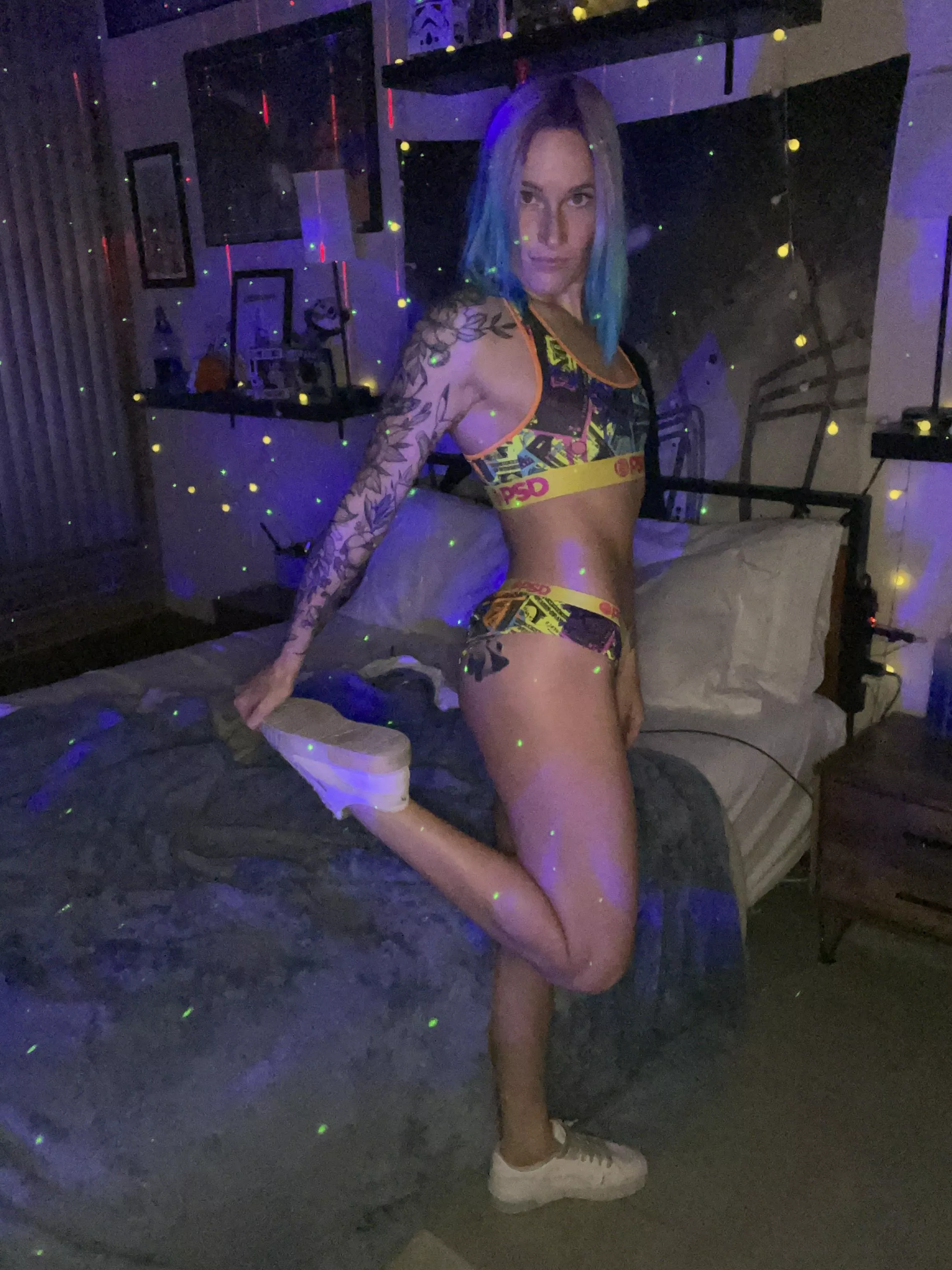 How about alt girls also into fitness?? 😉