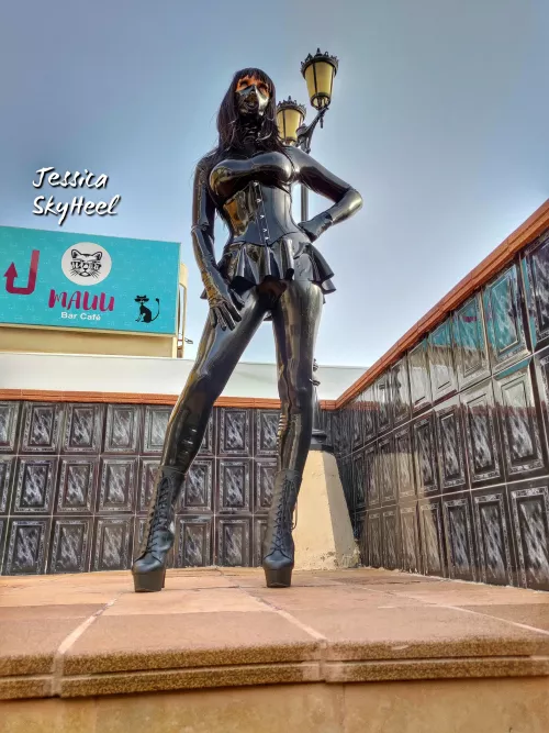 I always wear High Heels