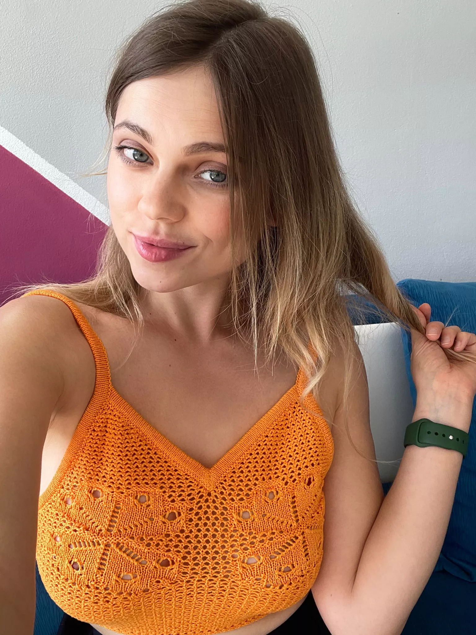 I feel so comfy in crop top