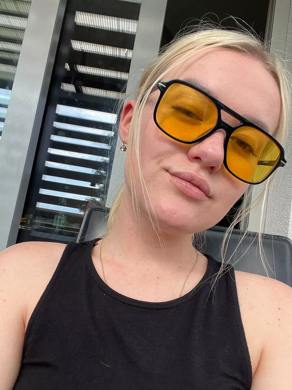 I look like an action hero in these glasses, as if they were made specifically for weapons