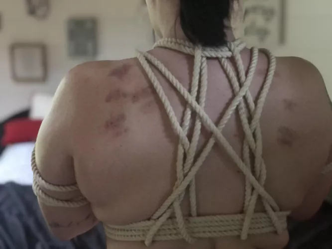 I’m so obsessed with this tie my friend did on me last weekend