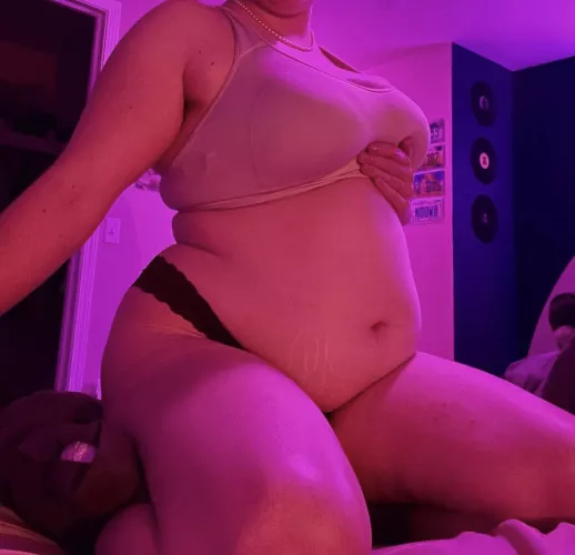 Since I haven’t posted in a while 🤭I gained some weight tho🙃🥰