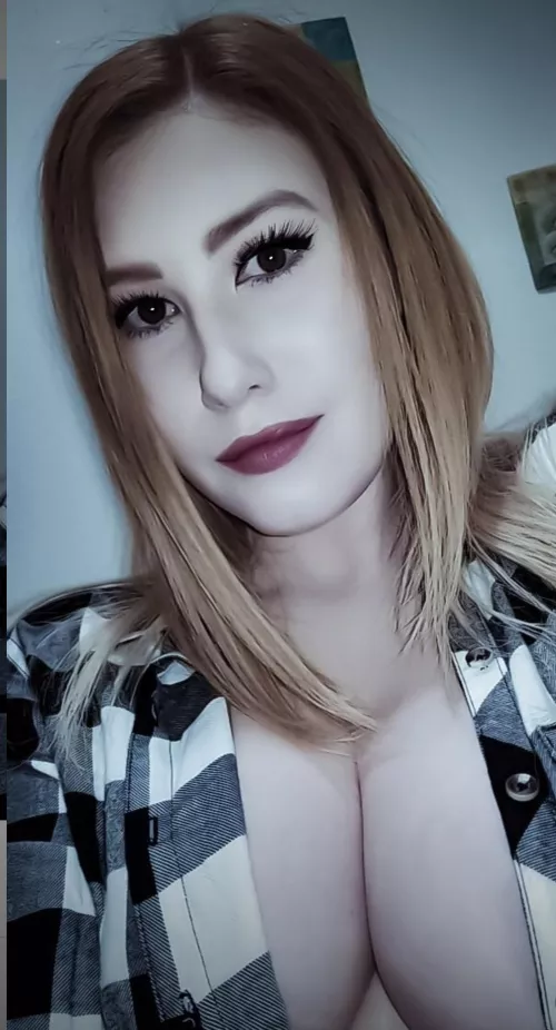 Unload your cum in my massive tits