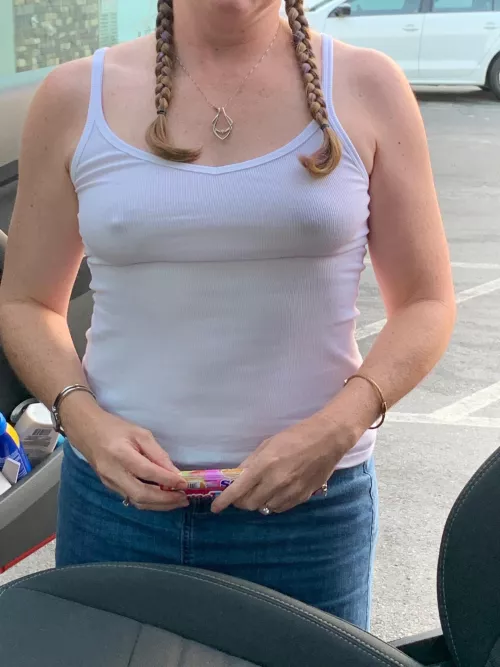 Wife dresses for the heat