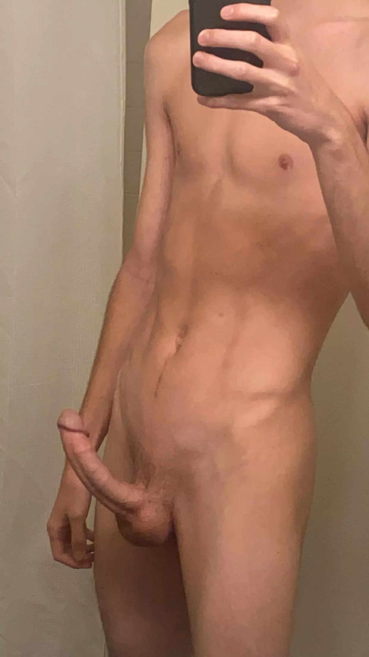 6’2 and horny
