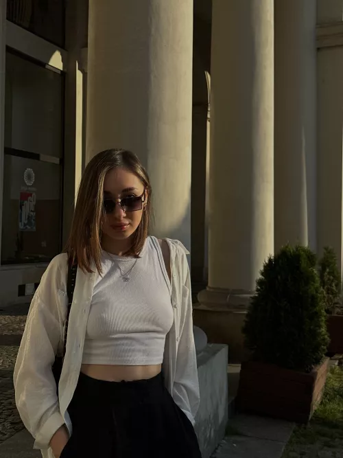 Do I look like a superstar?