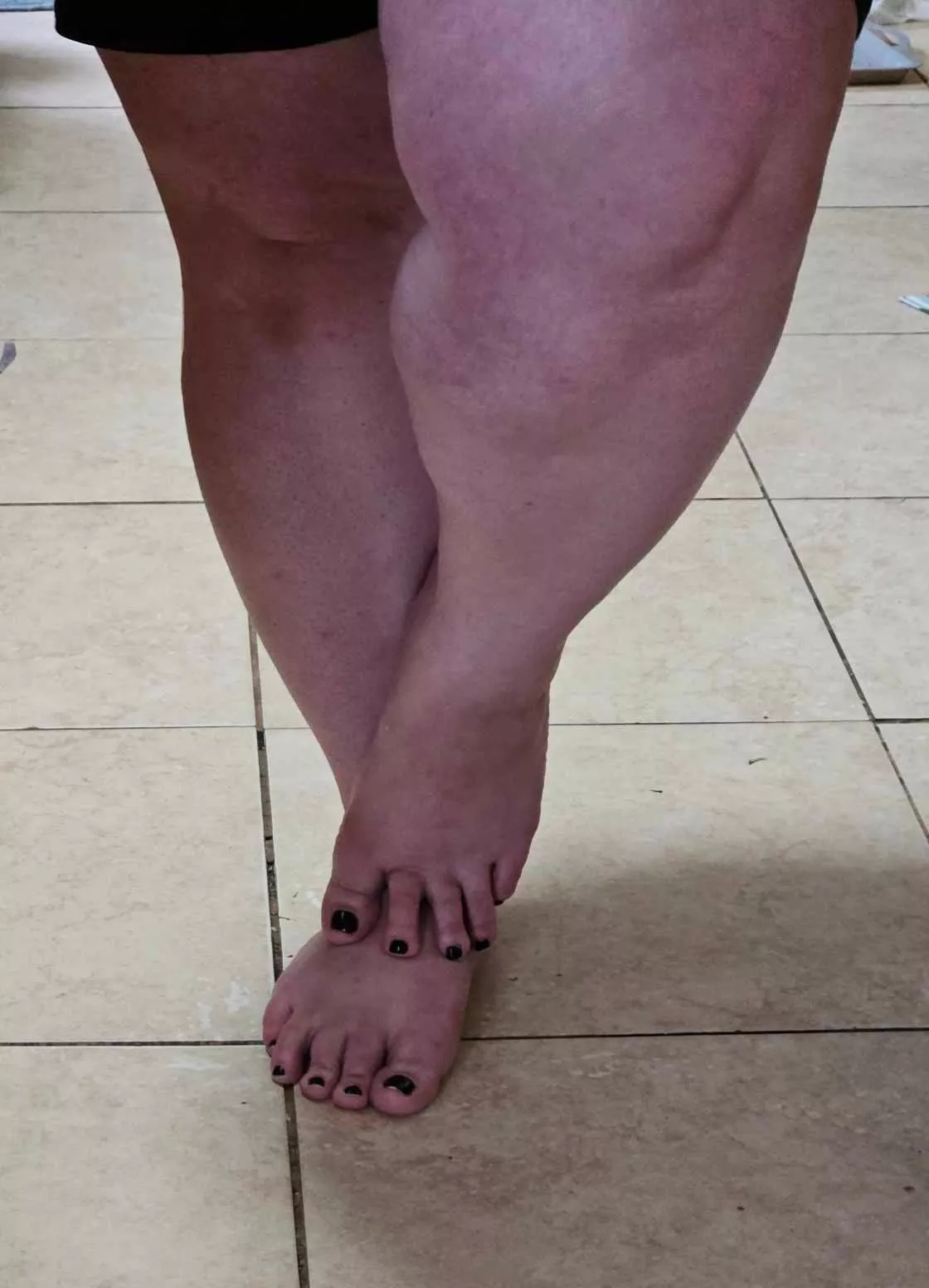 Do you like thick legs?