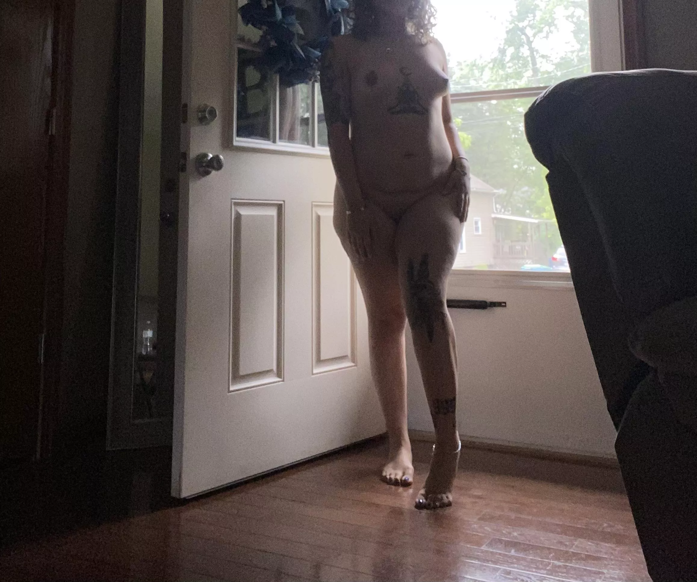 F23, 168, 5’5 F23, 168, 5’5