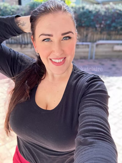 It’s winter but at least it’s not [f]reezing!