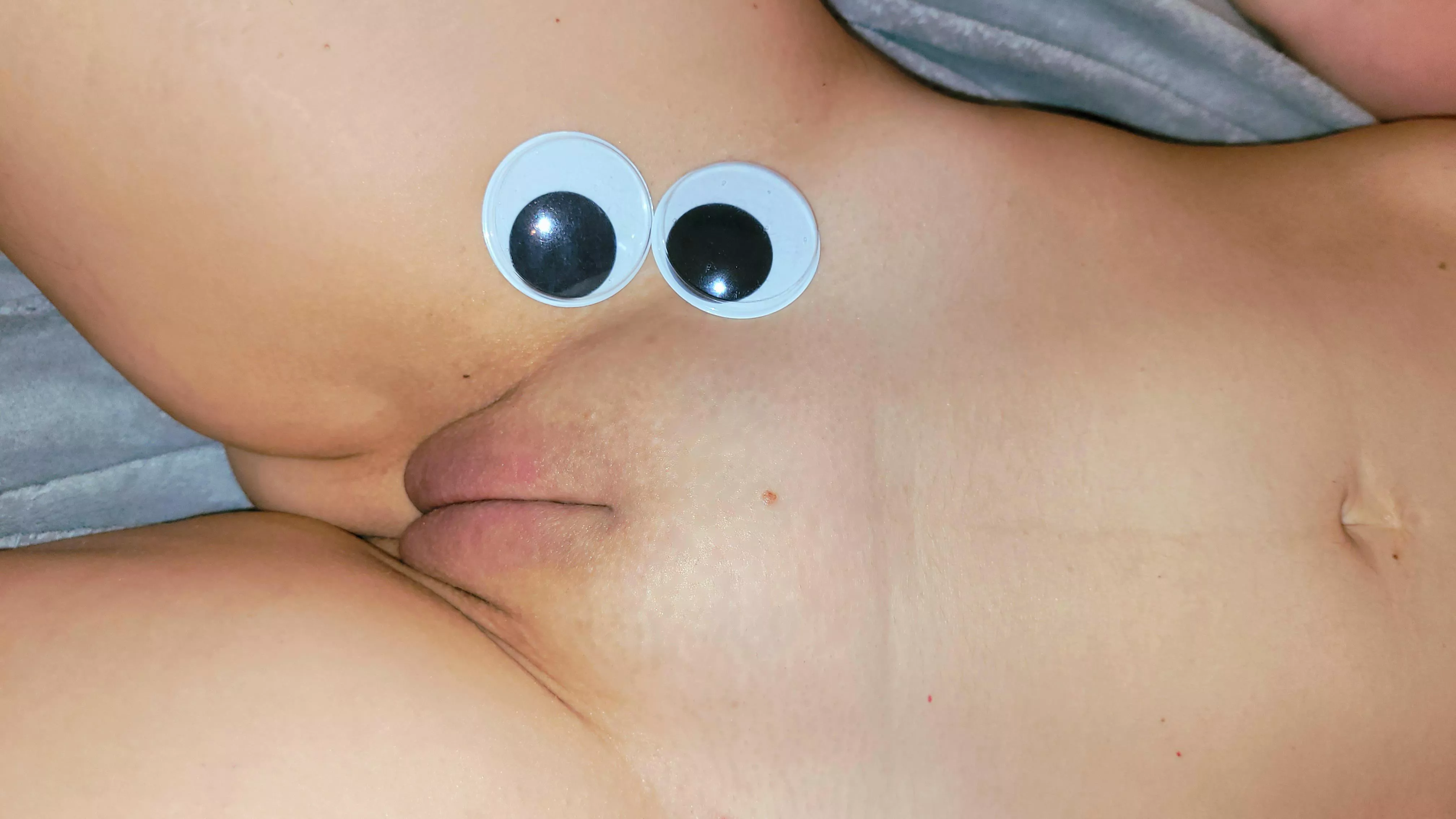 Kiss me on the lips 😗