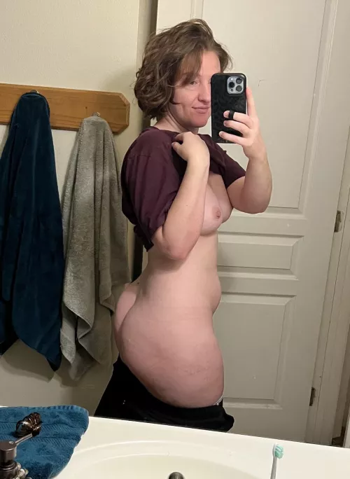 My pale booty cheeks