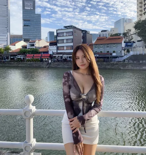 Only one thing to look at