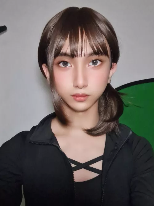 Taking Selfie as Kobeni! 😗🙂🤳