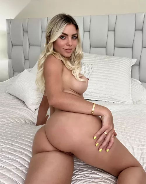 Tell me, Would you take my ass as breakfast?