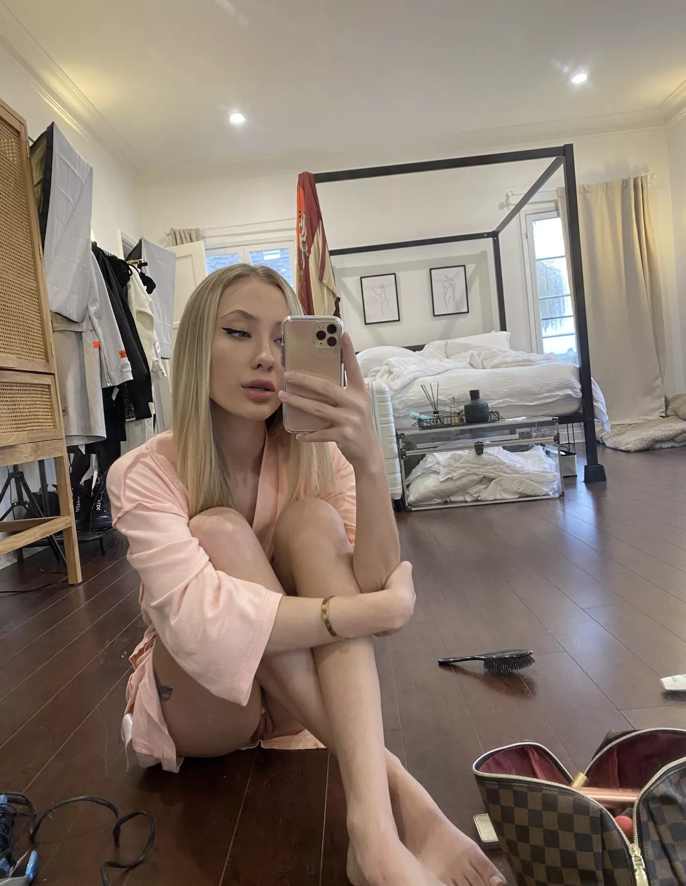 [TW] Fuckdoll in disguise