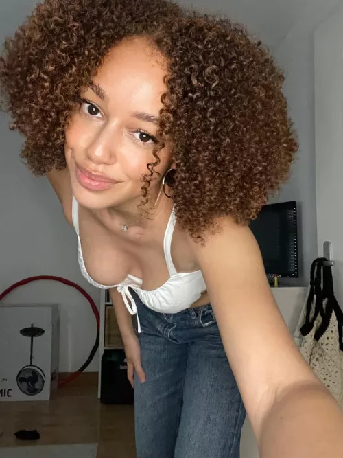 19y am I more cute or hot?