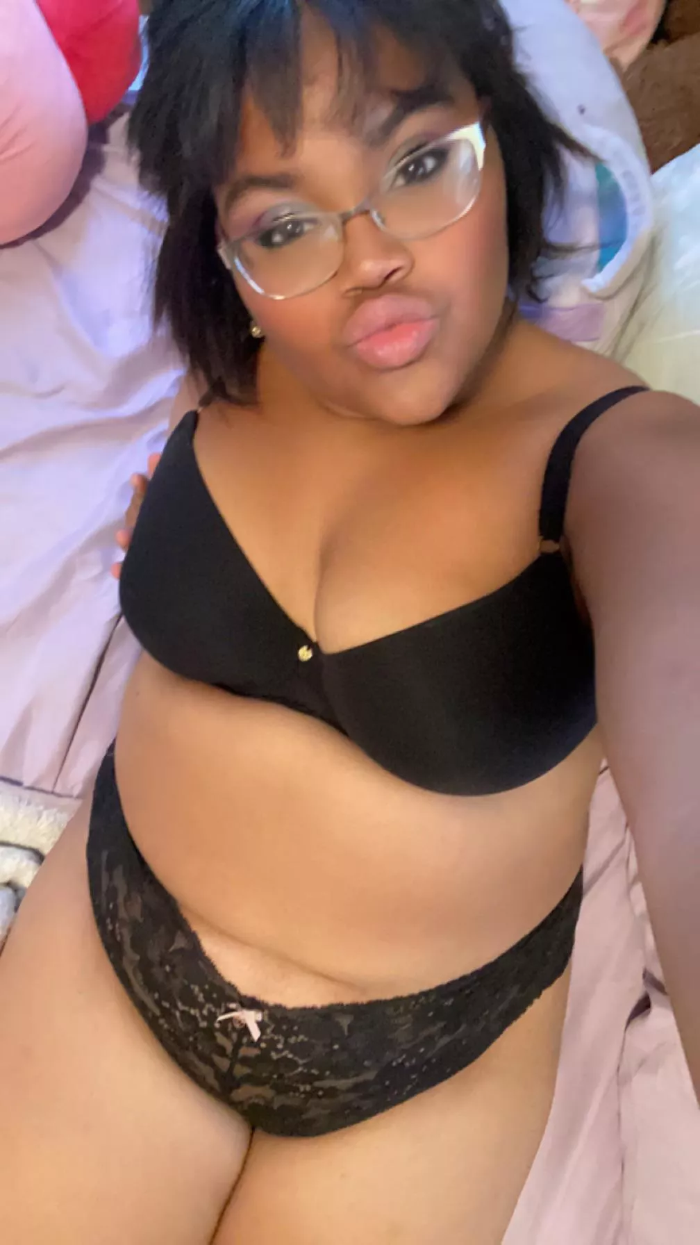 All black anyone? 🖤