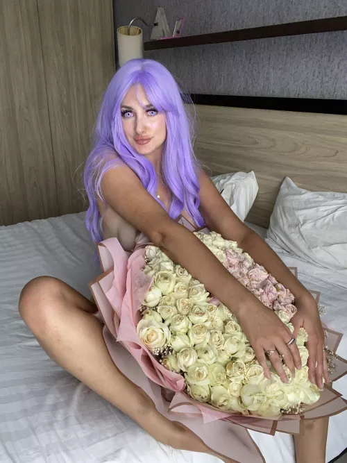 Come take a peek inside me