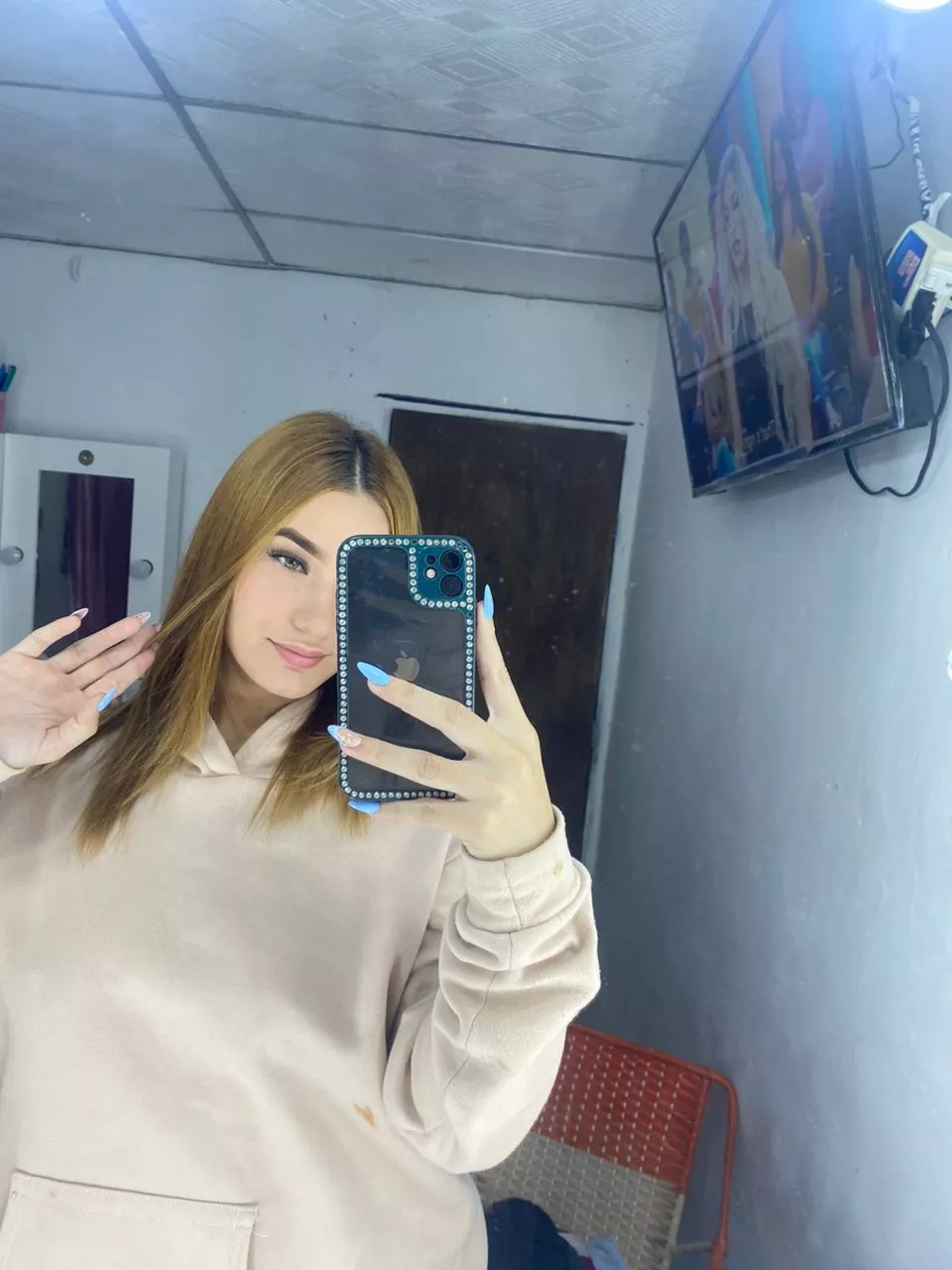 Dont forget to smile back with me [F]