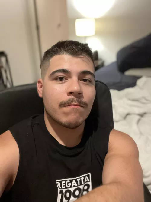 Guy who ghosted me has a BF now and I’m currently being stood up for a date, but my apartment is clean so I think I’m ok lmao stay safe out there, bros