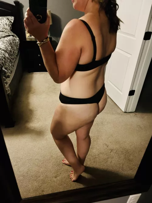 Headed off to work❤️