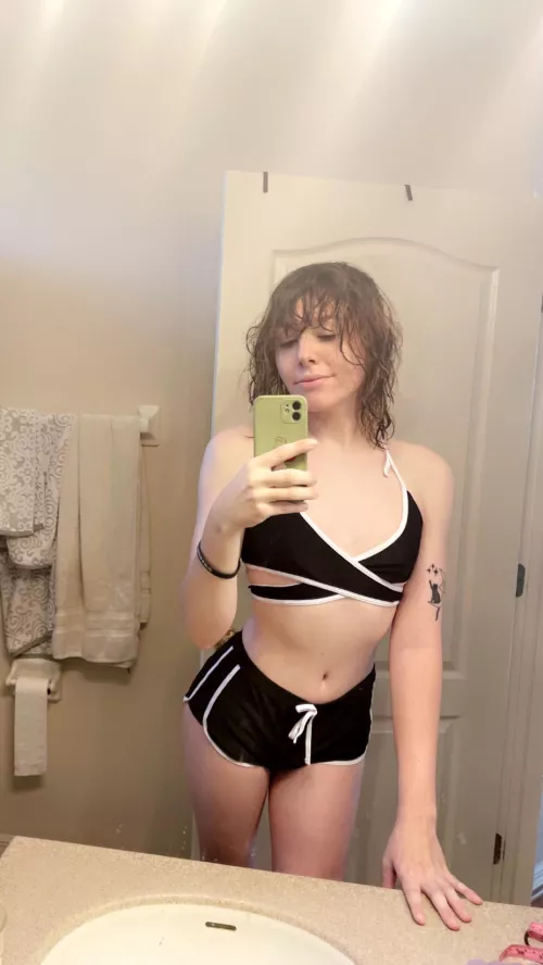 I Love Pool Days ☀️😊🌻