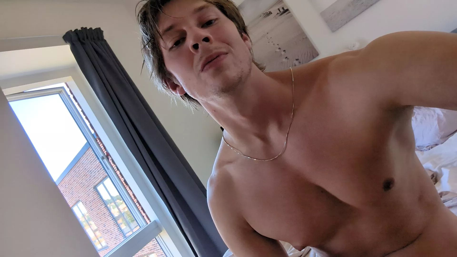 Is it bad that the first thing on my mind when I wake up is eating your pussy?👅🙈