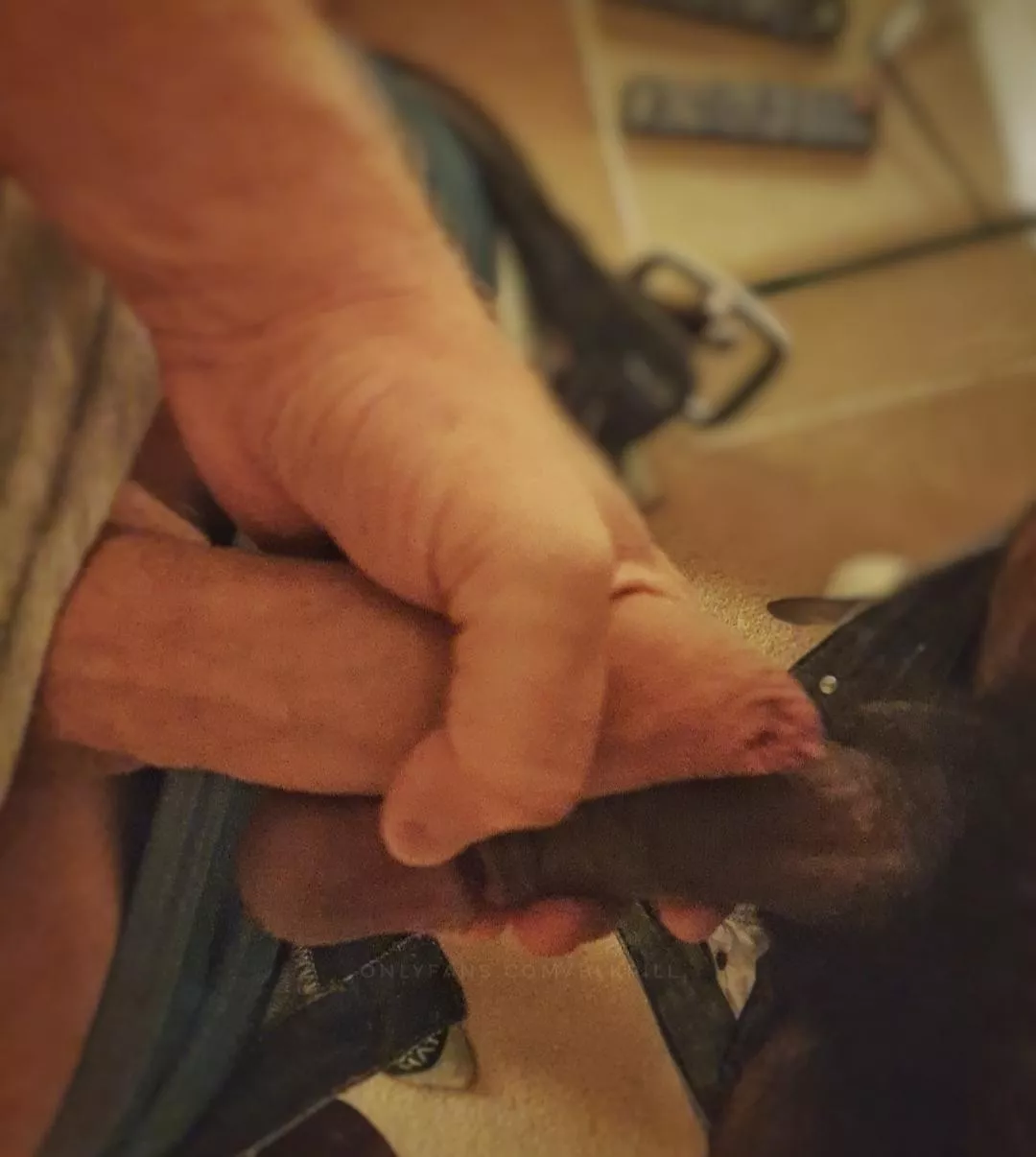 Left, right, or on your knees in the middle?