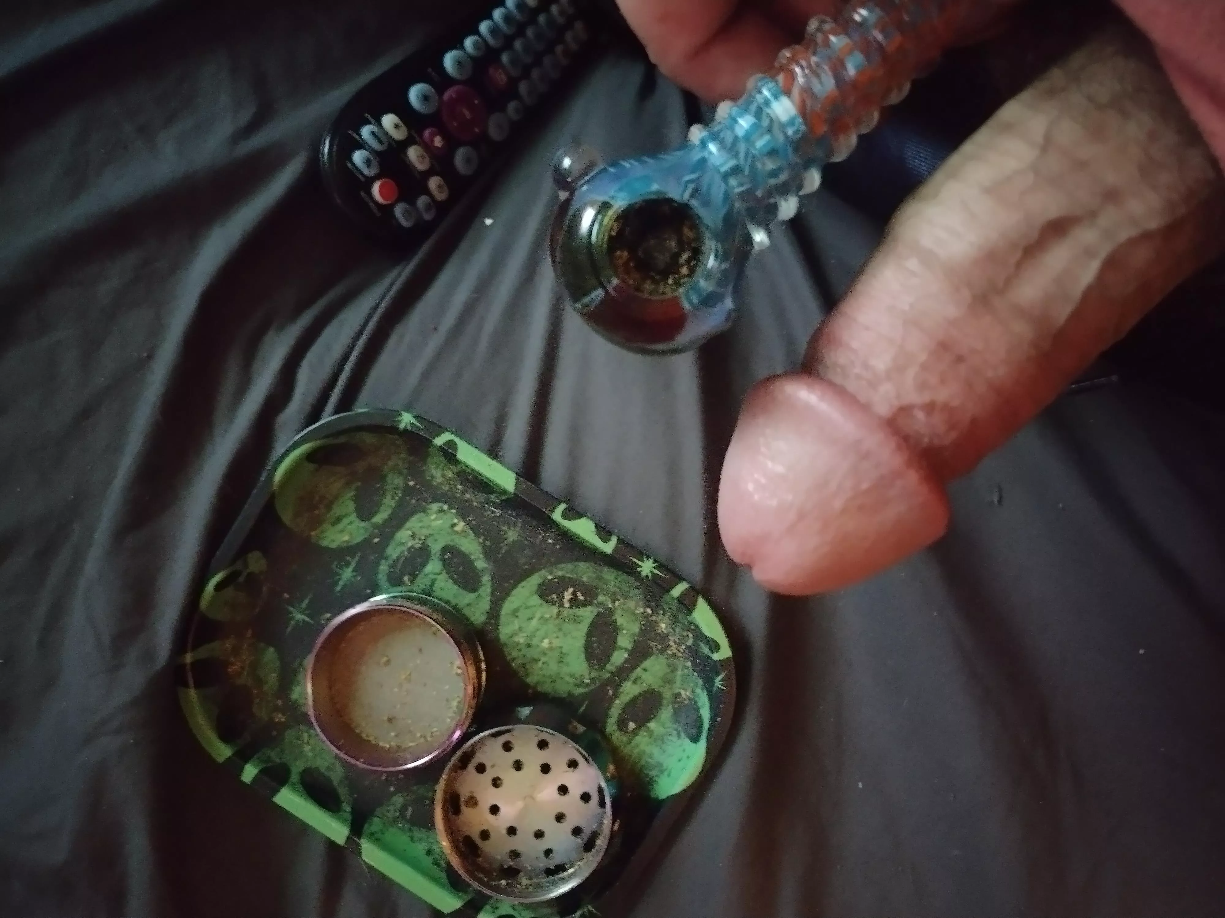 Let's smoke and chill [m]