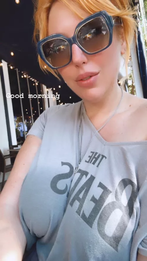 Looking extra milfie