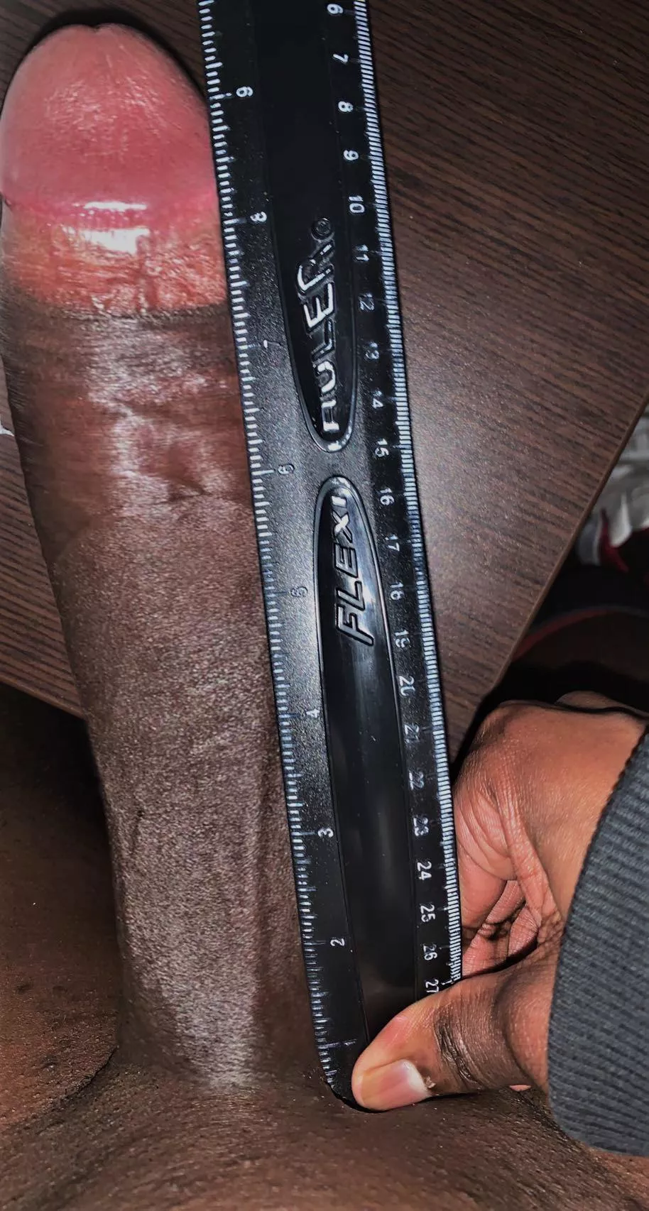 Measuring my 9+ inch xl college BBC, show some love if I’m bigger than you 😳