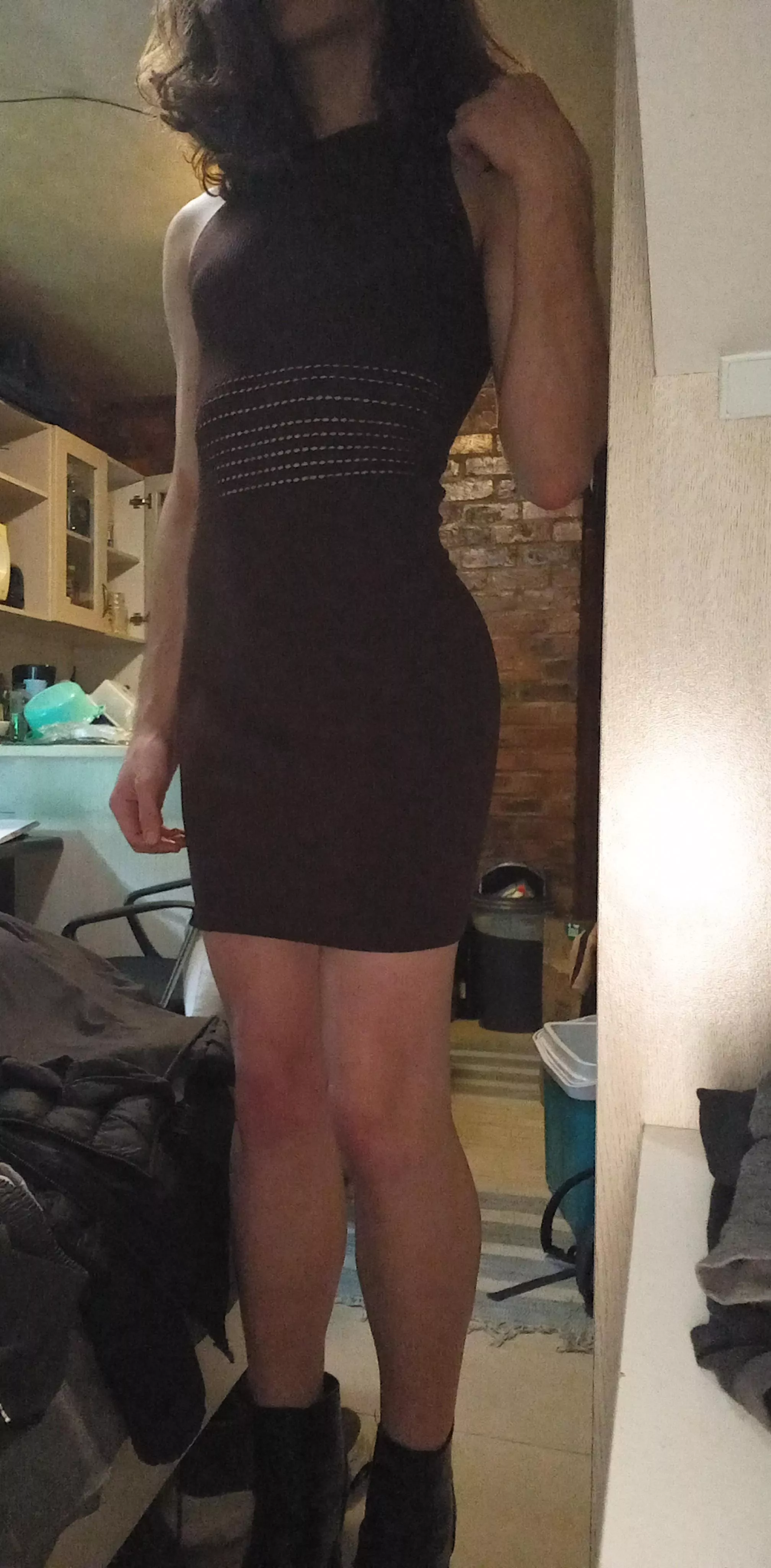 my first ever dress!! love how it fits!