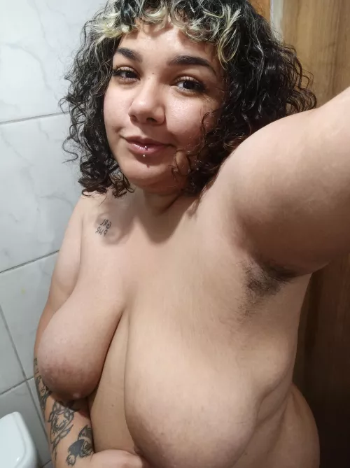 Smile, armpit, tattoo or boobs?