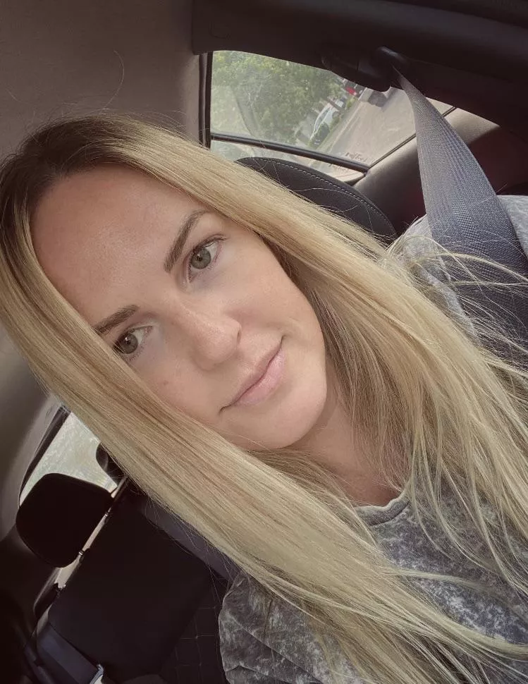 The face of a 32 yr old single mom. No time to put make up on