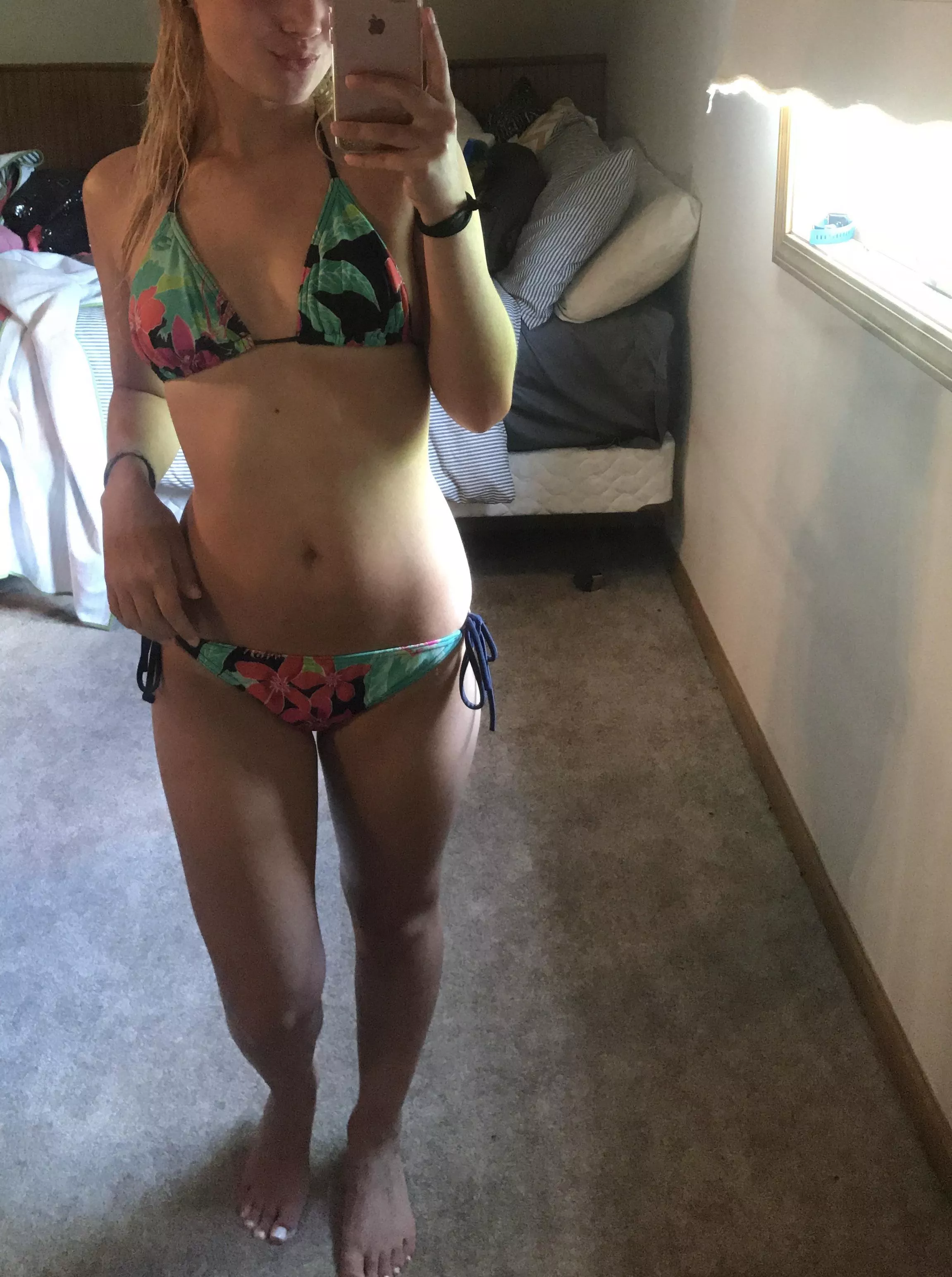 wanna go to the beach with me?