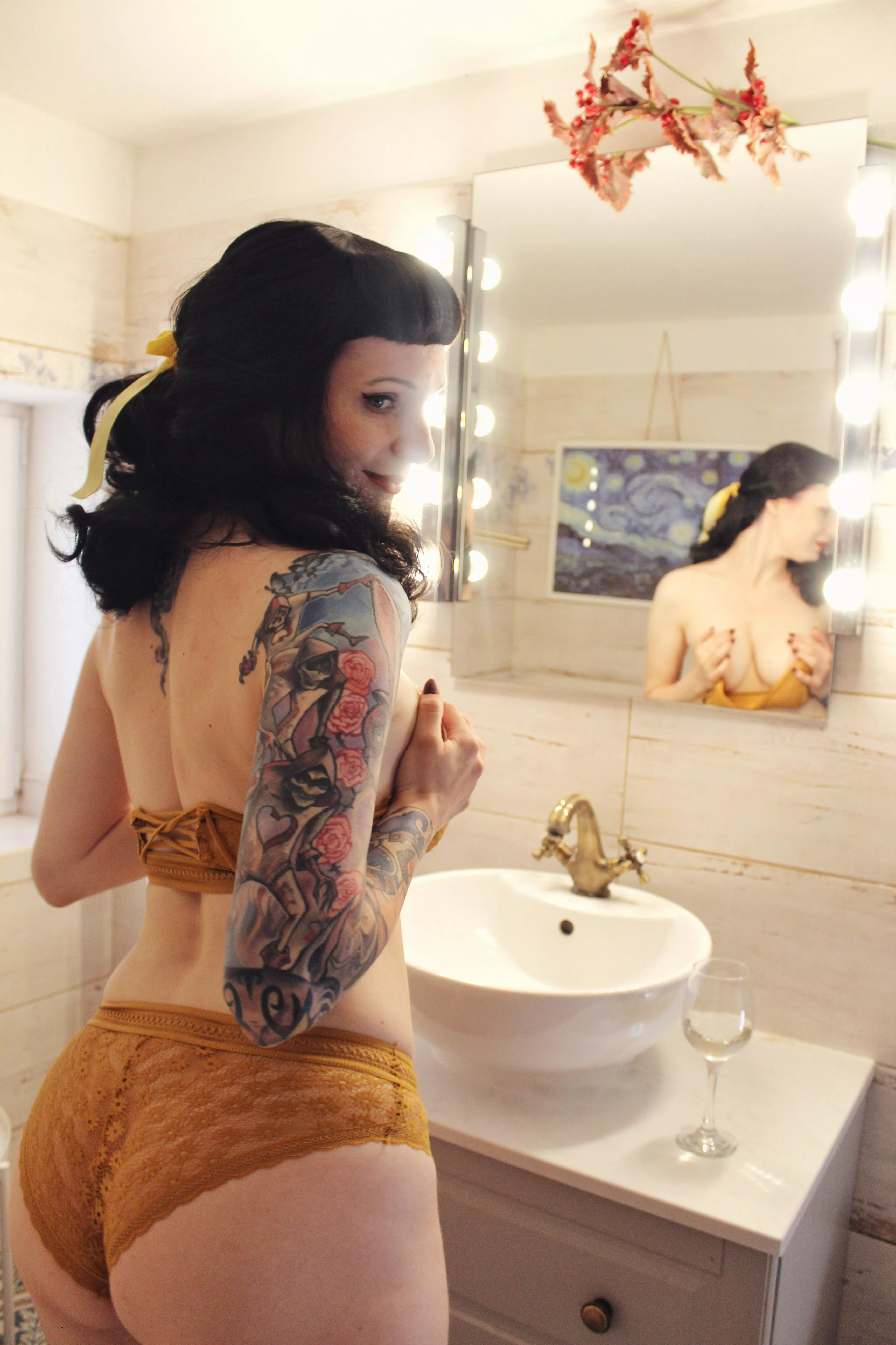 Who will join me for bath ?